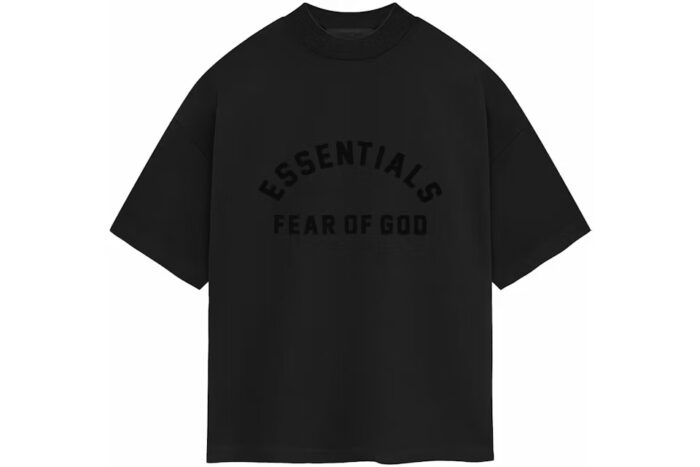 Explore the Fear of God Essentials Boxy T-Shirt Applique Logo in White. Discover contemporary design and a relaxed fit. Shop today!